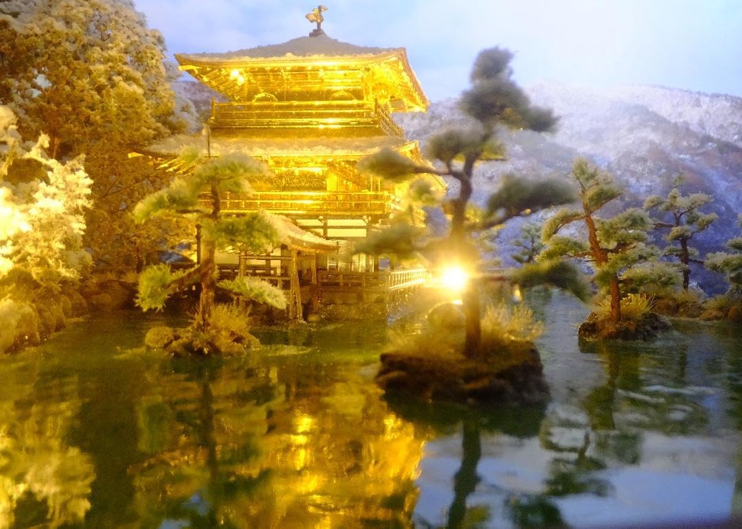 1/150・雪の金閣寺・ジオラマ・完成品・ＬＥＤライトアップ・アクリルケース付 1/150・雪の金閣寺・ジオラマ・完成品・LEDライトアップ